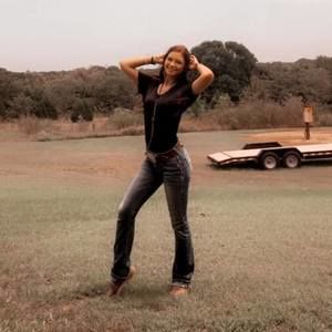 Meet your Posher, Macey